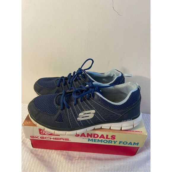 Skechers navy 9.5 sneakers laces #11963 lite weights blue shoes - Picture 1 of 5
